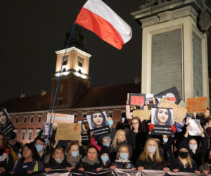 Marsze w całej Polsce! Kobiety żądają legalnej aborcji. „To nie jest koniec walki”