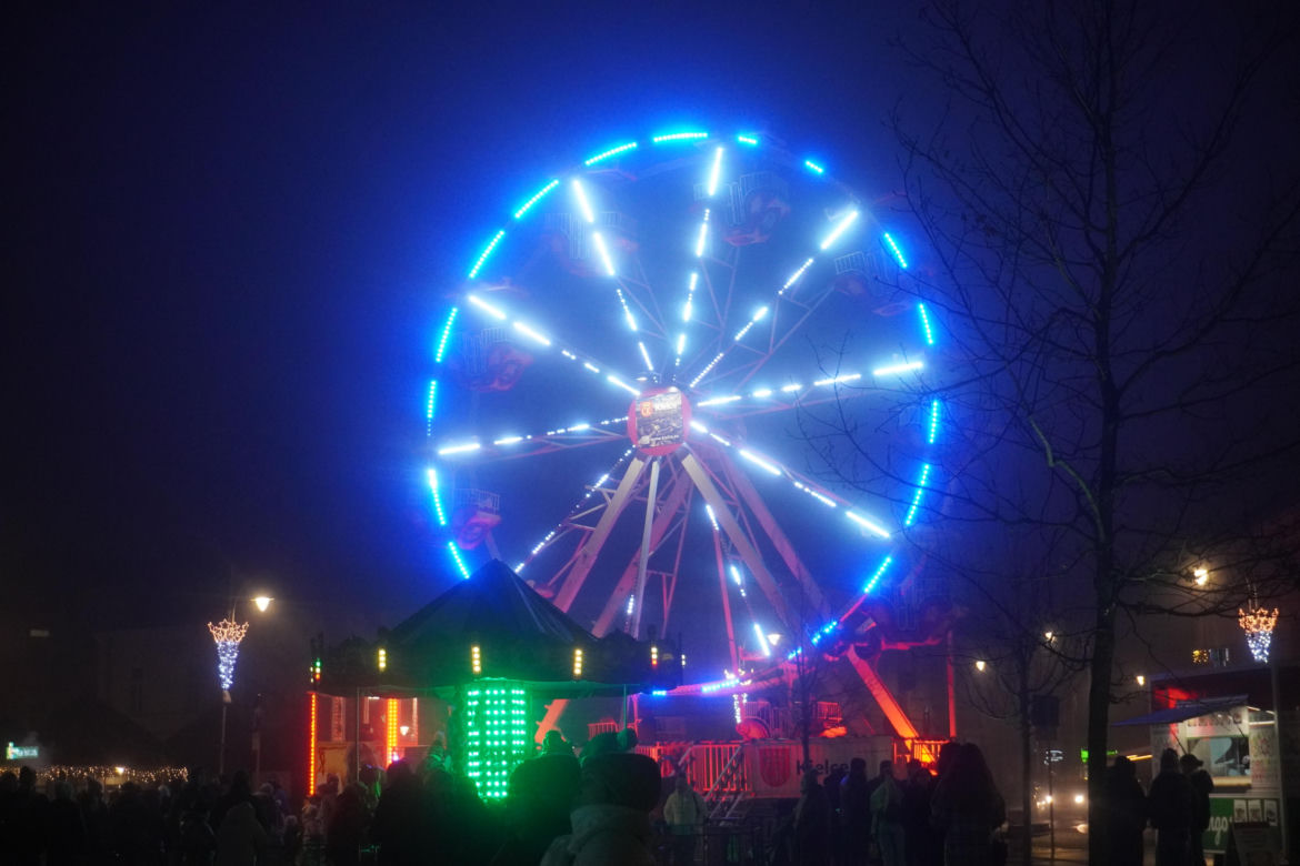 Silent disco i diabelski młyn w Rynku w Kielcach