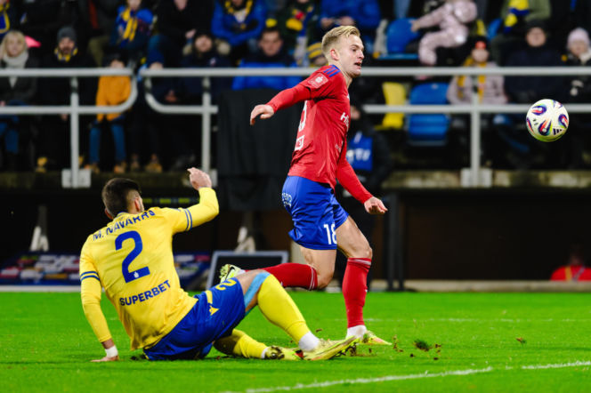 Arka Gdynia - Raków Częstochowa, zdjęcia kibiców i piłkarzy z meczu 17. kolejki PKO BP Ekstraklasy