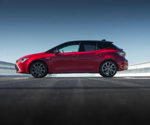 Toyota Corolla Hatchback 2.0 Hybrid 180 KM e-CVT Selection