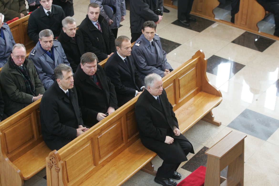 Zadźgali policjanta na przystanku, bo zwrócił im uwagę. Rocznica śmierci Andrzeja Struja