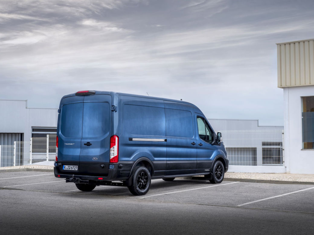 Ford Transit i Transit Custom w wersji Trail oraz Active