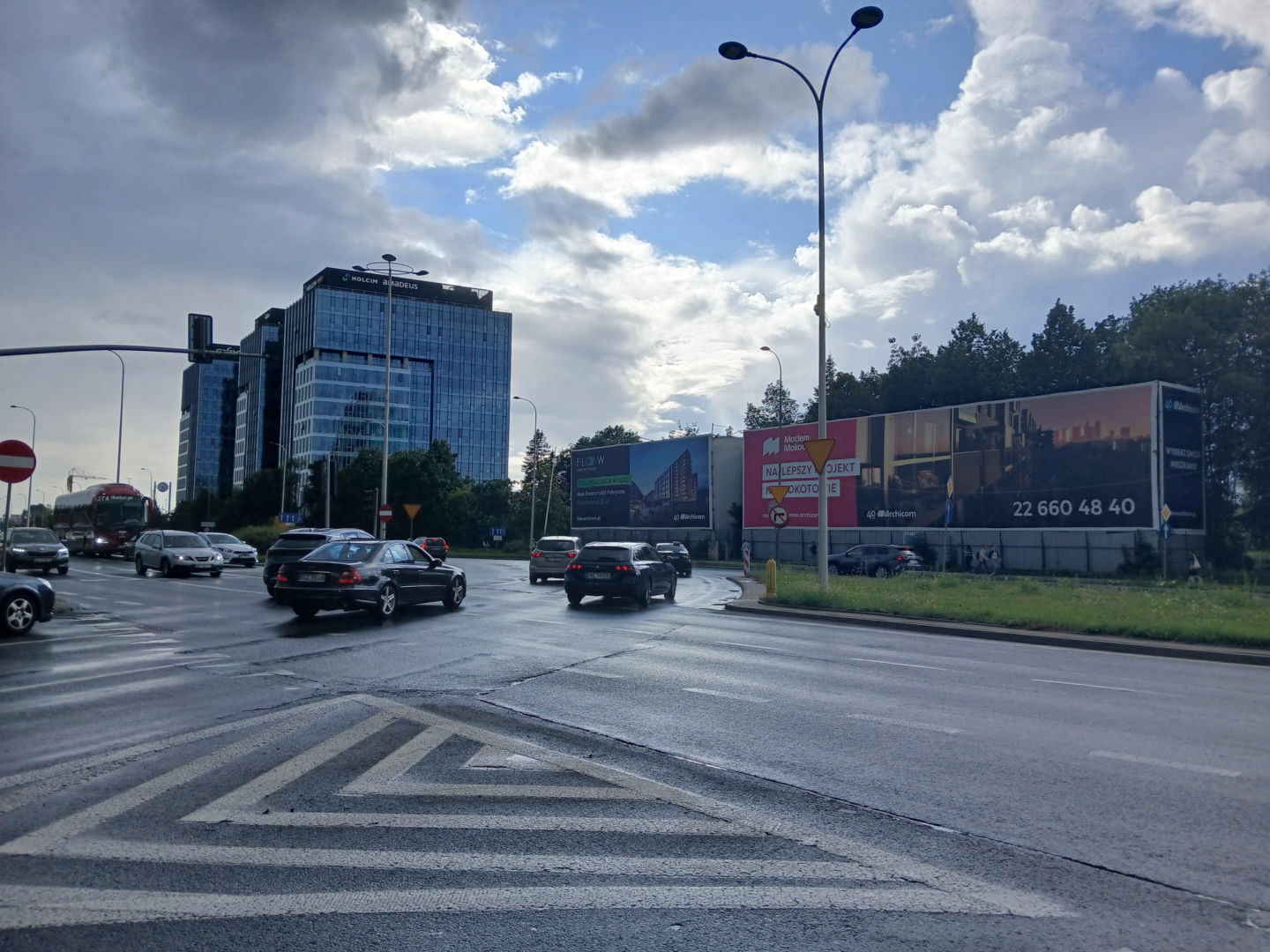 Działka przy Alejach Jerozolimskich 140 w Warszawie