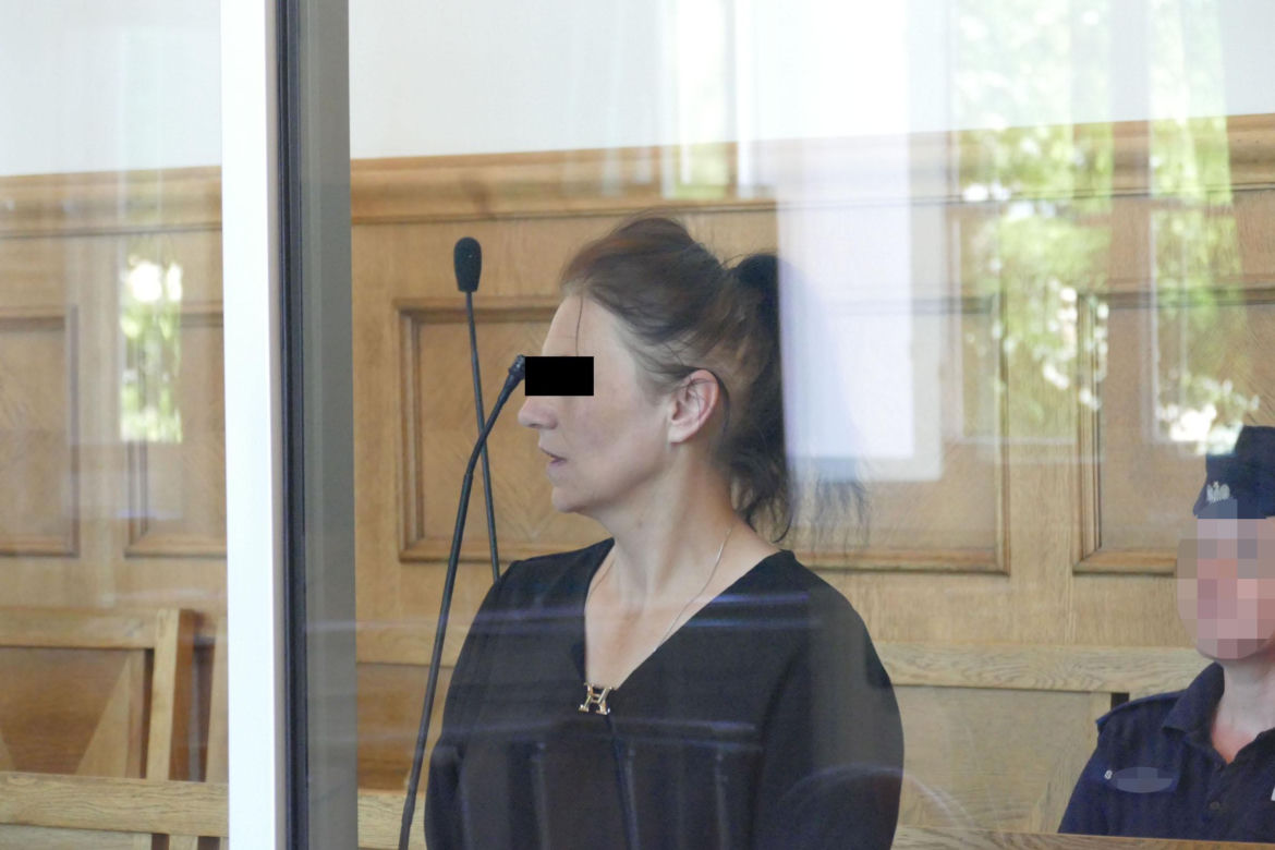 Została skazana na więzienie za zabójstwo Radka, a chodzi wolna.