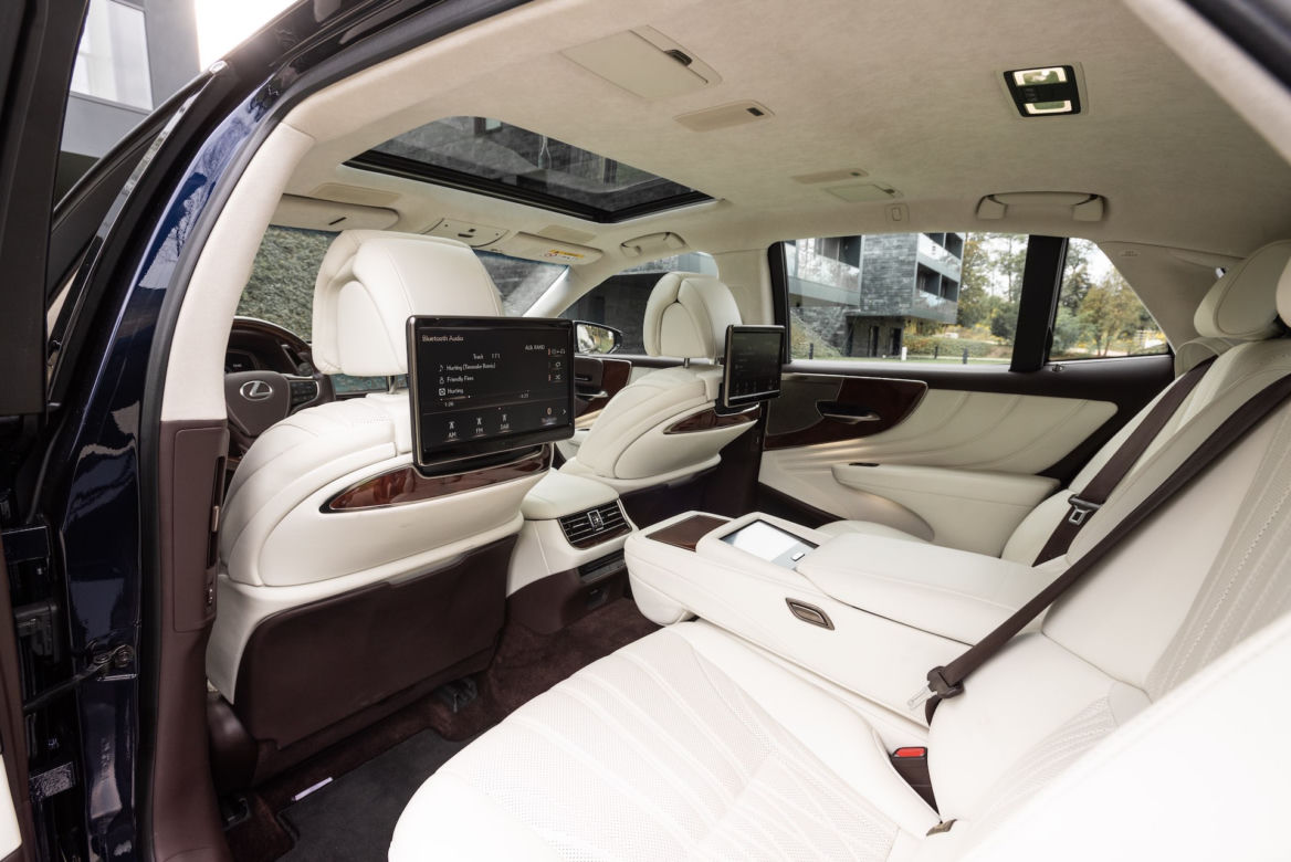 Lexus LS 500 Omotenashi 3.5 V6 417 KM