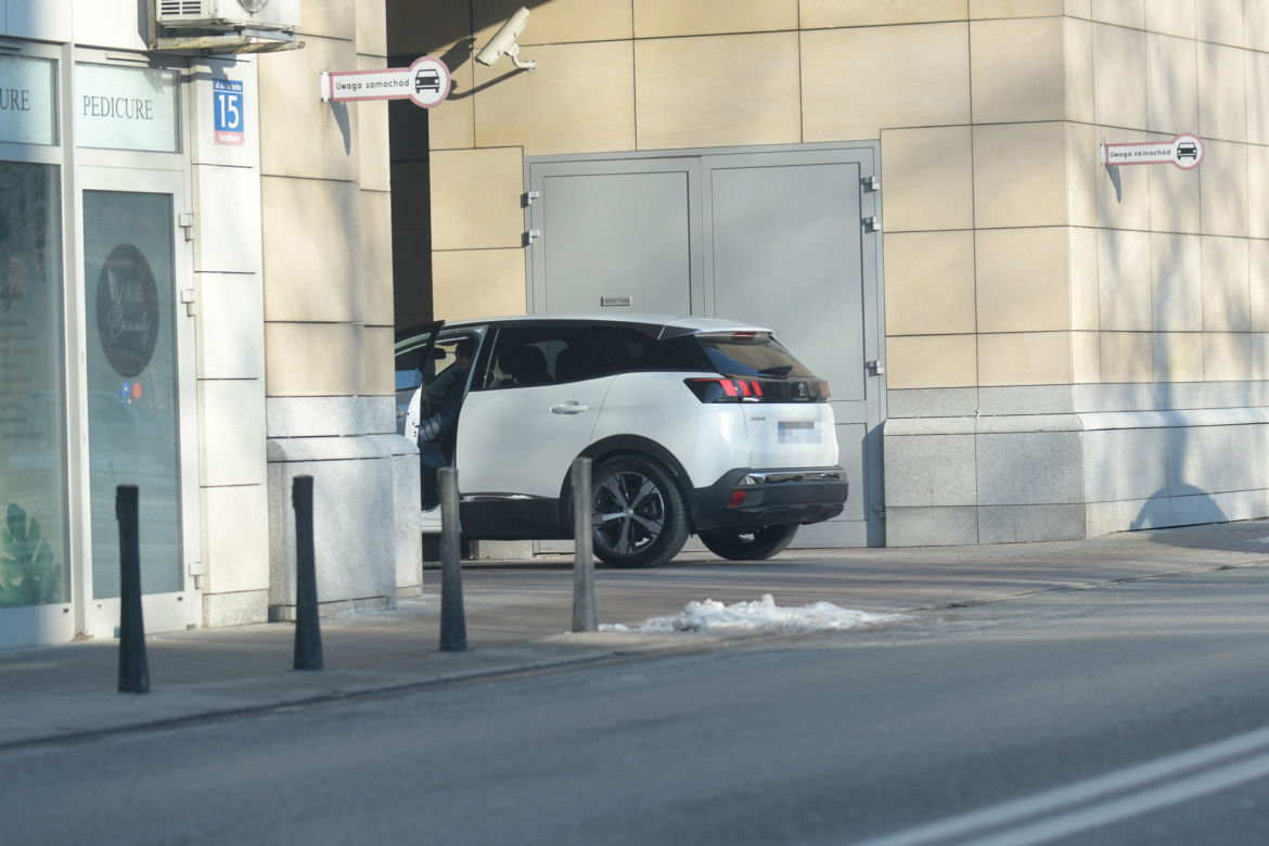 Taką furą wożą Santosa po Warszawie