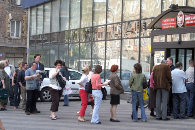 Kolejki w urzędach