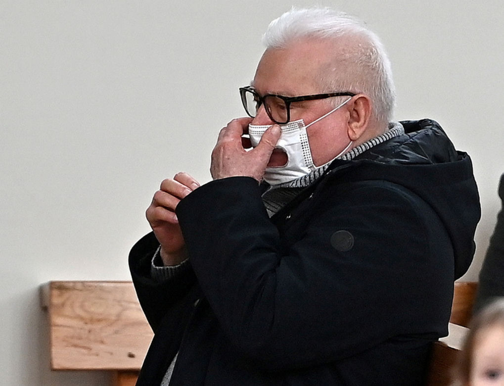 Lech Wałęsa na niedzielnej mszy