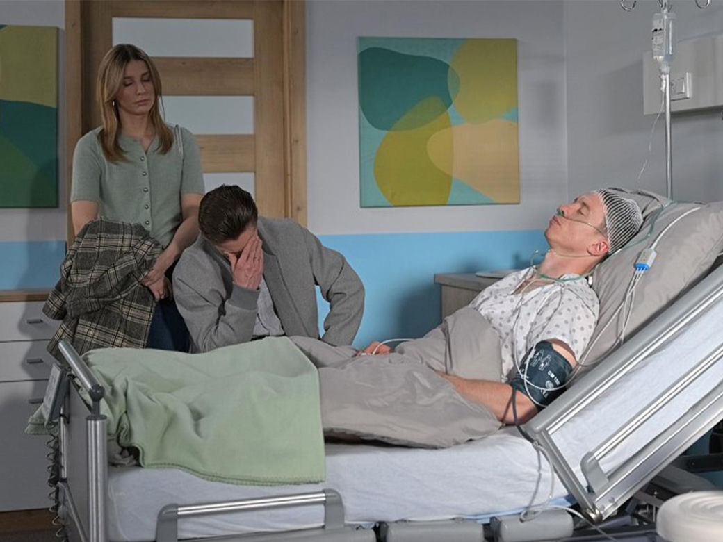 Pierwsza miłość, odcinek 4034: Alan (Alan Andersz), Oskar (Filip Gurłacz), Kalina (Magdalena Wieczorek) 