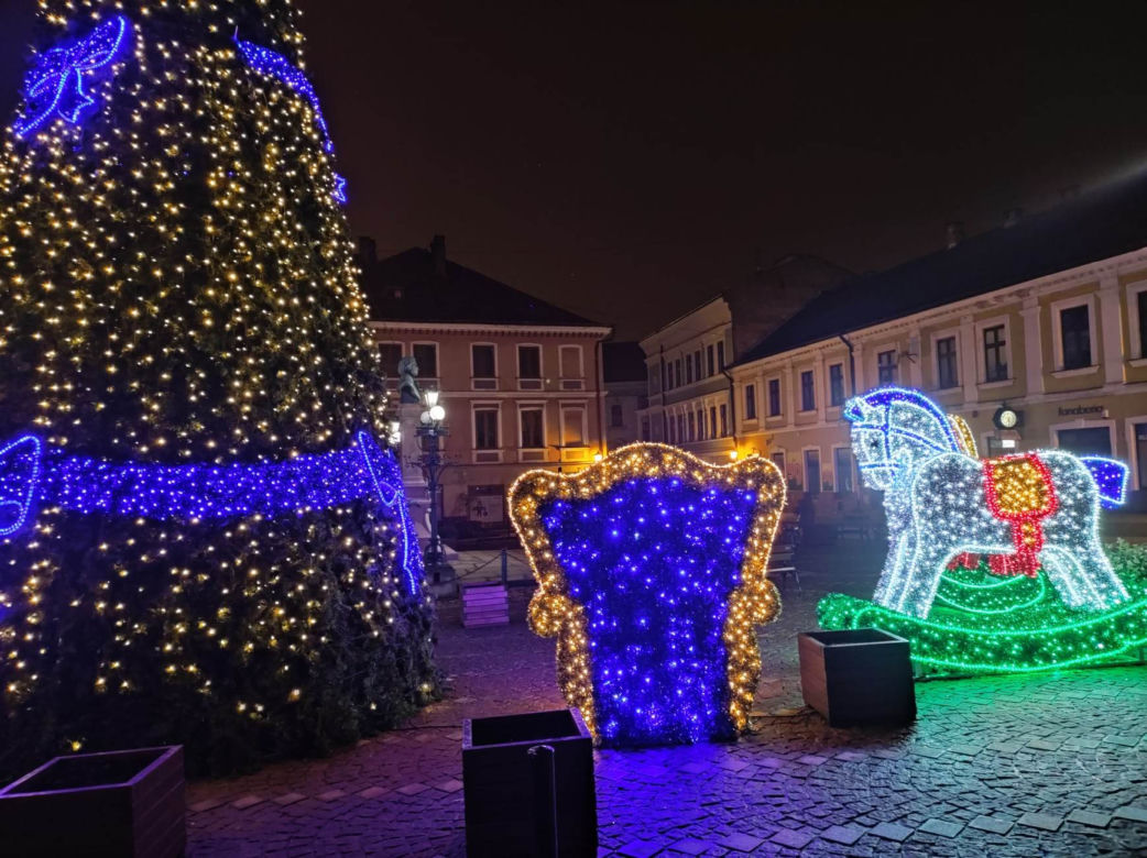 Świąteczne ozdoby w Tarnowie