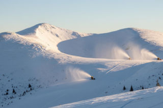 Sezon narciarski w Beskidach rusza. Kiedy naprawdę poszusujemy i za ile?