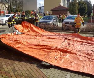 Koronawirus w Polsce. Wielkie namioty stanęły przed bydgoskimi szpitalami