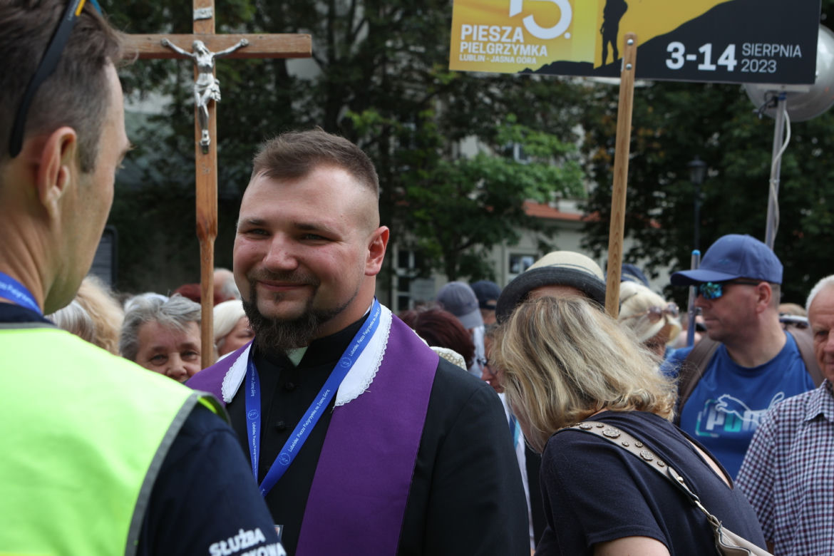 Pątnicy ruszyli na szlak! Z Lublina wyruszyła Lubelska Piesza Pielgrzymka na Jasną Górę 2023