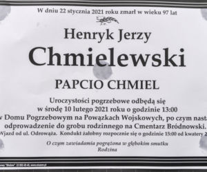 Papcio Chmiel został pochowany na Cmentarzu Bródnowskim