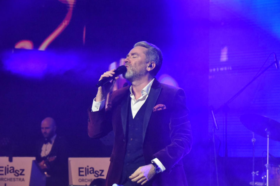 XIV Marszałkowski Bal Dobroczynny w CKK Jordanki. Koncert Kuby Badacha i licytacje