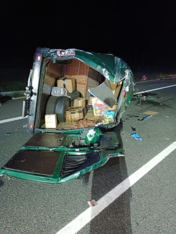 Potworny wypadek na A4 pod Tarnowem. Bus z Ukraińcami przewrócił się na jezdnię