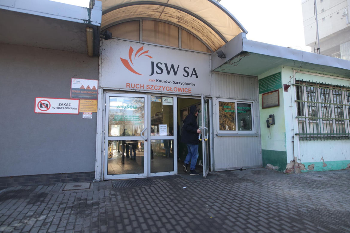 Po zapaleniu się metanu w kopalni Knurów-Szczygłowice, poszkodowanych 10 osób