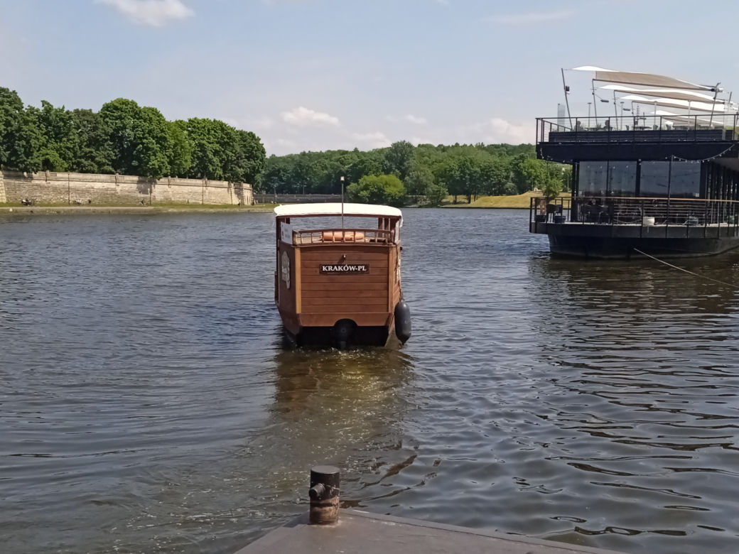 Krakowski Tramwaj Wodny wznowił kursy! Ile kosztują bilety?