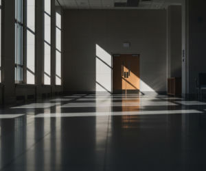 Rozprawa Grzegorza Brauna odwołana. Co naprawdę dolega politykowi Konfederacji?