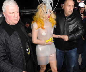 Lady Gaga w dziwnej kreacji