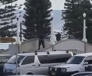 Masowe strzały na plaży! Wyciekły przerażające nagrania. Jesteśmy wstrząśnięci