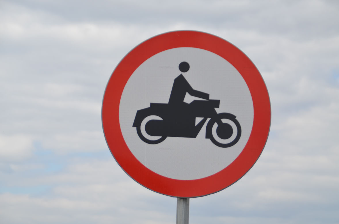 Kleszczów: „Obwodnica śmierci” uwolniła się od motocyklistów i wyścigów? Sprawdziliśmy! 