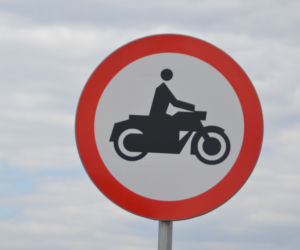 Kleszczów: „Obwodnica śmierci” uwolniła się od motocyklistów i wyścigów? Sprawdziliśmy! 