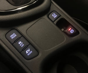 Toyota Yaris 1.5 Hybrid 116 KM e-CVT 