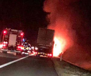 Mercedes PŁONĄŁ na autostradzie A4