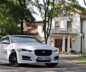 Jaguar XE 2.0 T R-Sport