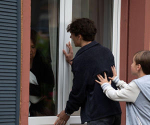 M jak miłość odc. 1893. Marysia (Małgorzata Pieńkowska), Grzesiek (Borys Wiciński), Misiek (Aleksander Bożyk)