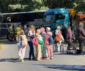 Wypadek ciężarówki i autokaru. Dzieci jechały na wycieczke