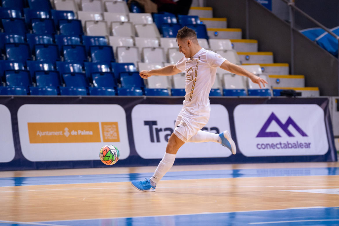Constract Lubawa - FC Hit Kyiv 6:5 w fulsalowej Lidze Mistrzów na Majorce