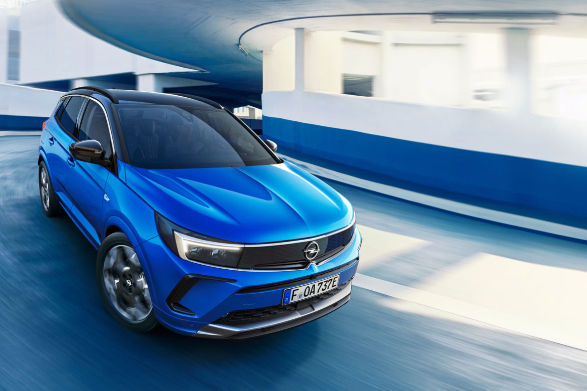 Opel Grandland Hybrid4 lifting 2021
