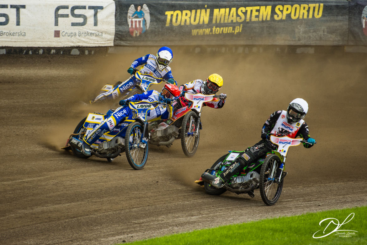 Apator Toruń pokonał Polonię Bydgoszcz. Tak wyglądały Derby Pomorza na Motoarenie