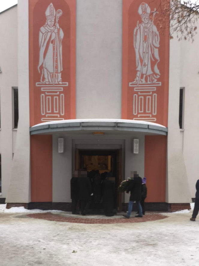 Potwór" odebrał życie 13-letniej Oliwii. Morze łez na pogrzebie