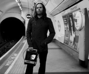 Bezsenność w czerni i bieli - A/P/T prezentuje singiel „Sleep”