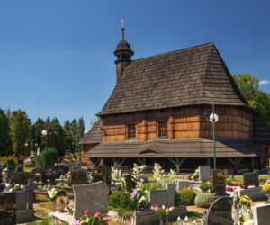 To jedno z najpiękniejszych śląskich miast. Zachwyca nie tylko unikatowym rynkiem, ale też drewnianym kościołem