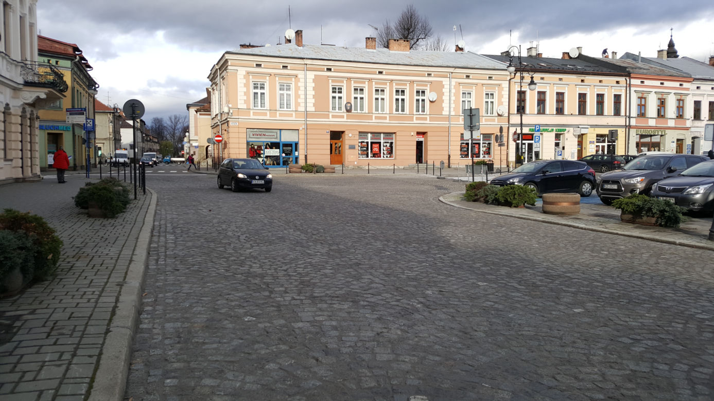 Nowy Sącz: Remont rynku skończony. Nie będzie można tam parkować?