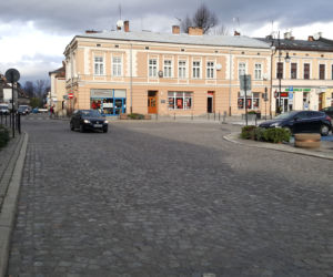Nowy Sącz: Remont rynku skończony. Nie będzie można tam parkować?