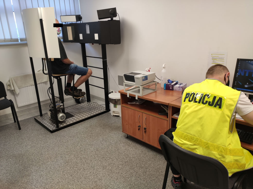 Recydywista zatrzymany koło Torunia. 7 zarzutów dla 31-latka