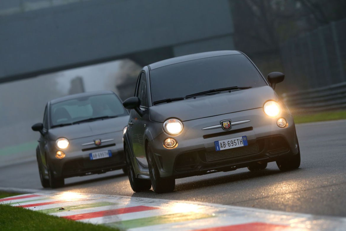 Abarth 695 biposto