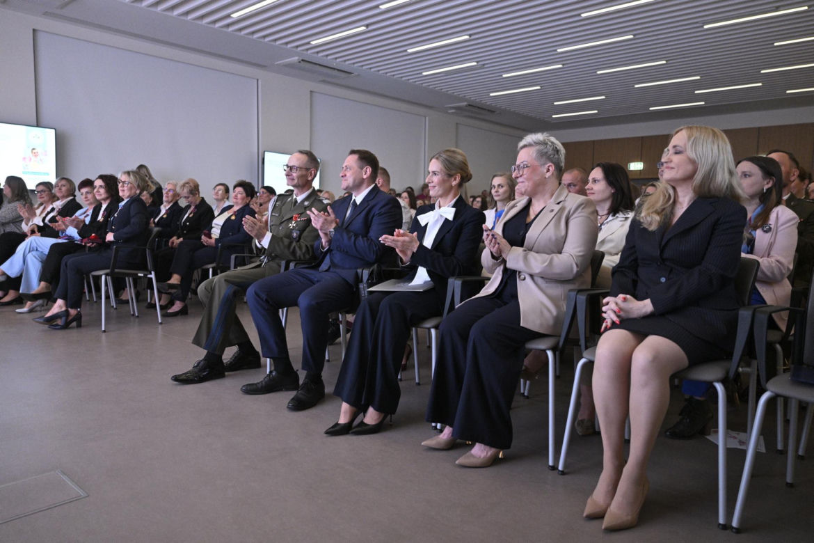 Marta Nawrocka nazwała pielęgniarki aniołami