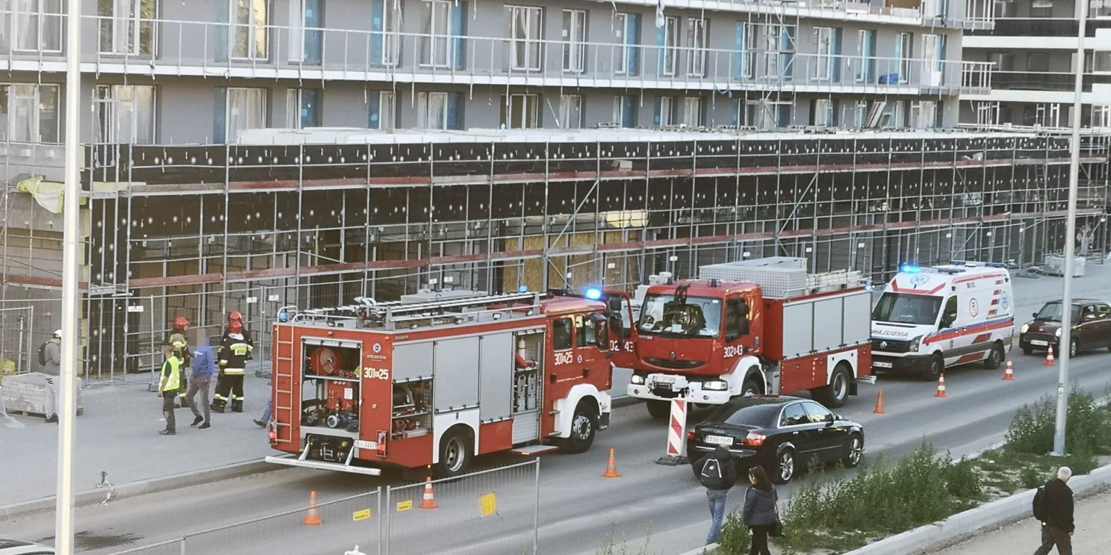 Wypadek na budowie apartamentów w centrum Białegostoku