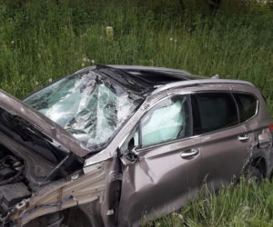 Koszmarny wypadek w Łososinie Dolnej. Strażacy rozcinali zmasakrowanego opla