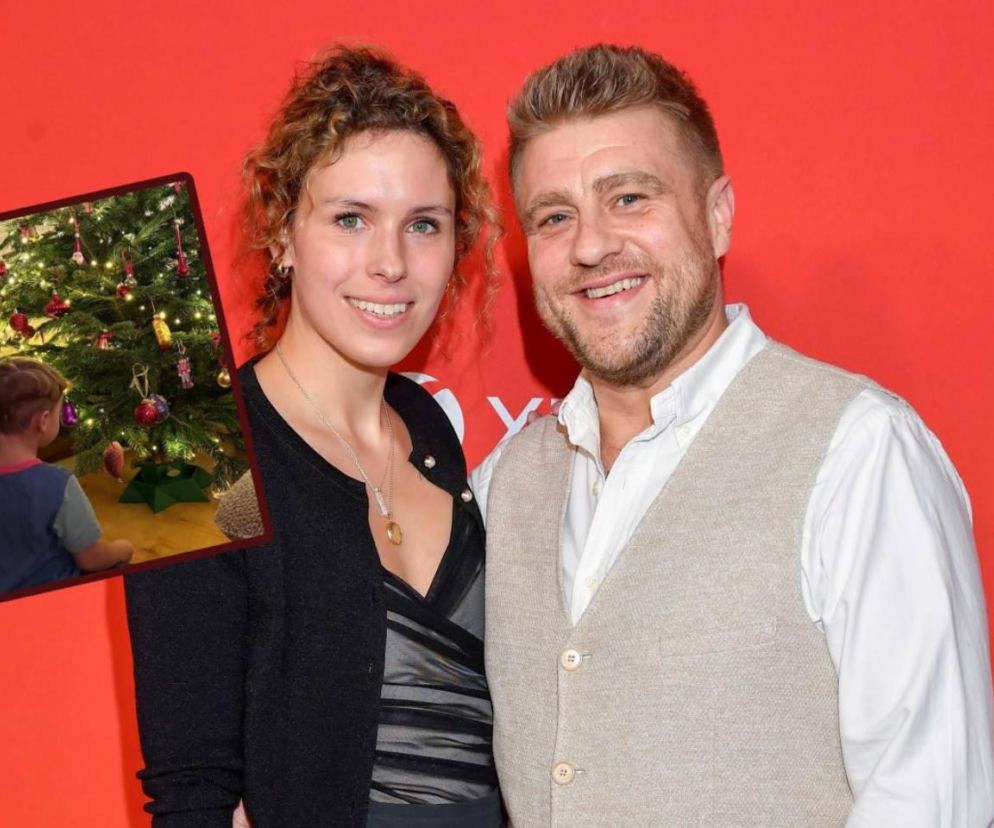 Poruszający wpis żony Tomasza Jakubiaka tuż przed świętami. Zdjęcie synka przy choince, wzrusza do łez