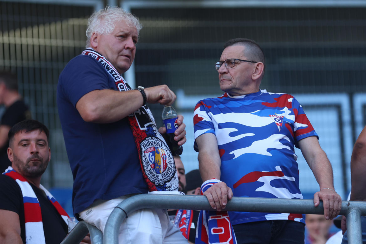 Zobaczcie zdjęcia kibiców z meczu Górnik - Fenerbahce i krótkie podsumowanie środowego spotkania na se.pl
