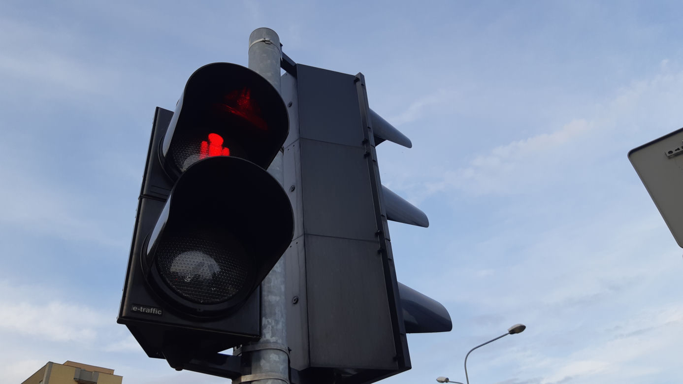 Tablice będą wskazywać rejon wolnych miejsc parkingowych