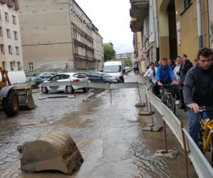 Awaria wodociągowa na Komuny Paryskiej
