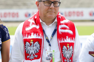 Ryszard Czarnecki walczy o posadę z byłymi gwiazdami kadry siatkarzy